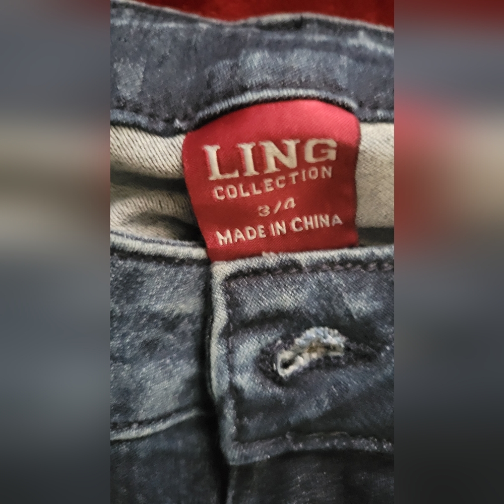 Jeans - Picture 3 of 4